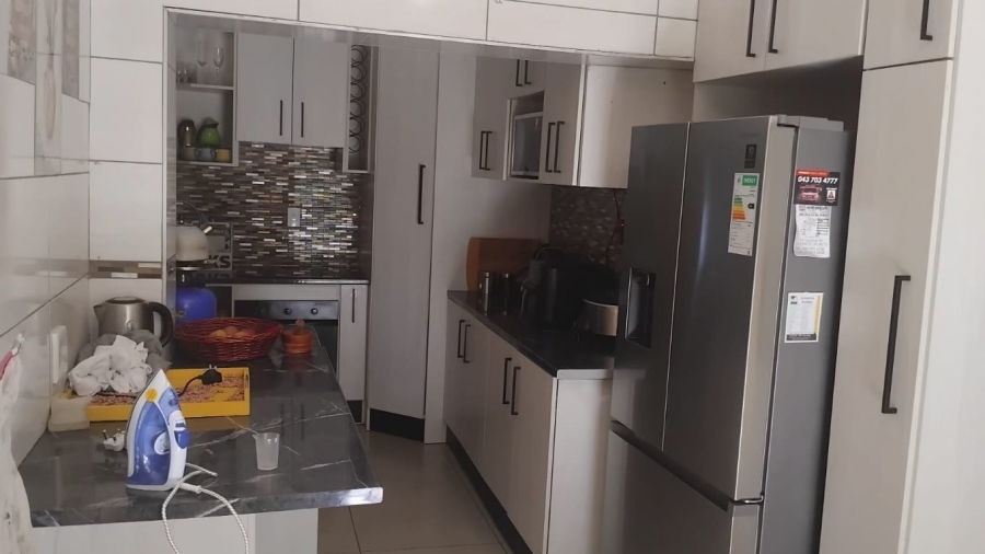 4 Bedroom Property for Sale in Headlands Eastern Cape